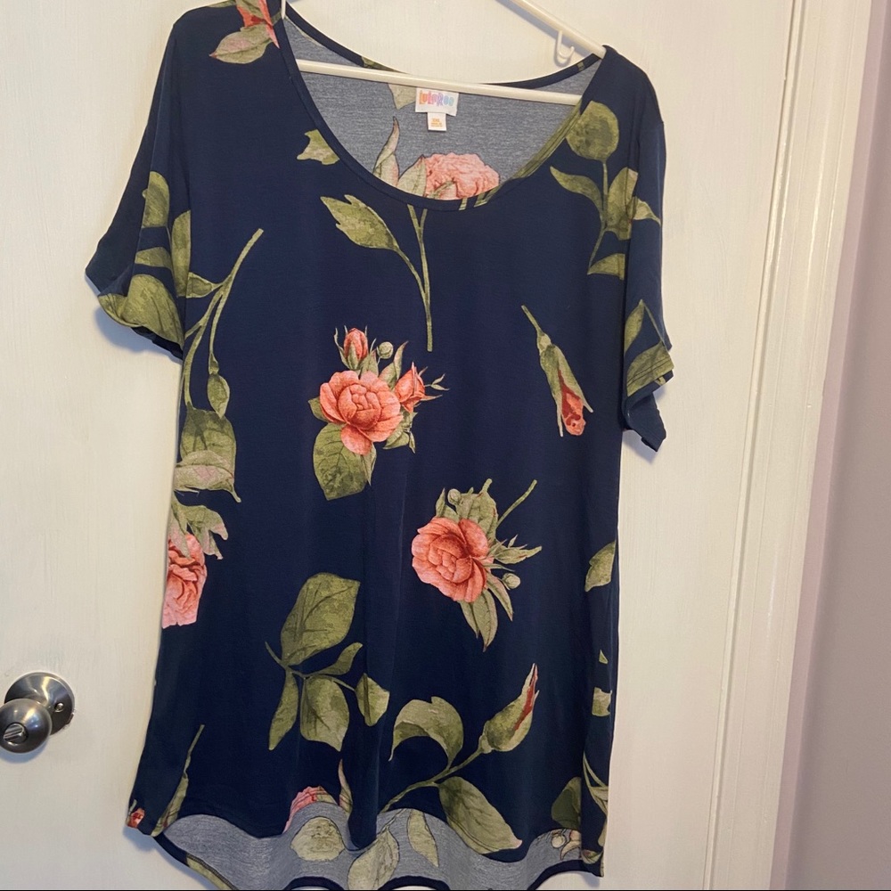 LuLaRoe Classic T. New without tags